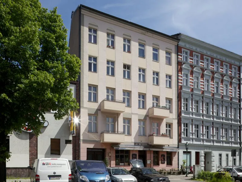 Großzügige 1,5 Zimmer Wohnung mit Balkon in Charlottenburg — photo 1